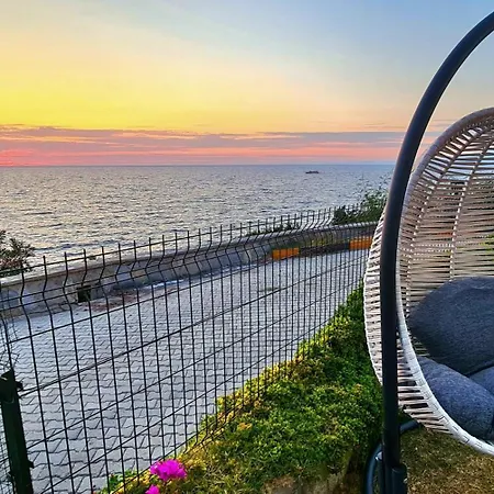Denize Sifir Benzersiz Kusadası